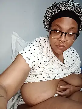 ShantelBootyBoobs live cam