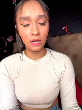 Isabella-Teen live cam