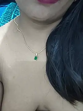 Muskan-ki-chut live cam on StripChat