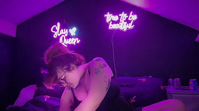 curvy_rosie69 live cam on StripChat