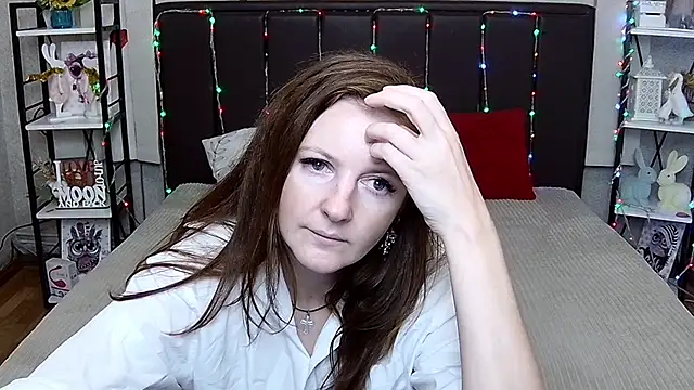 MeganPirs live cam on StripChat