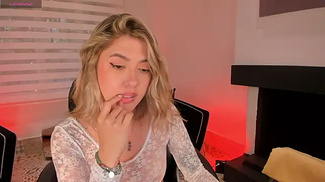 EveBensonX live cam on StripChat