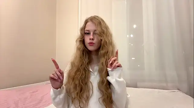 AnticCaterer live cam on StripChat