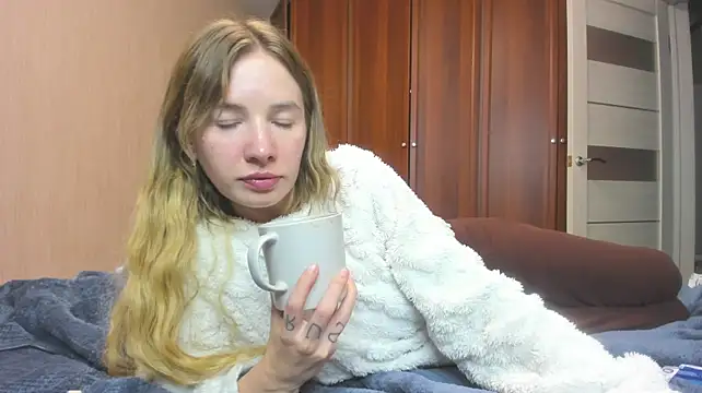 mel_collins live cam on StripChat