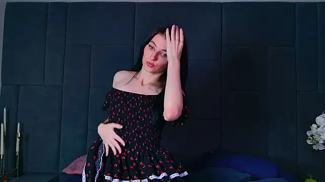 NicoleSinn