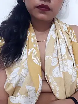 Hug_Mee - Female Stripchat model