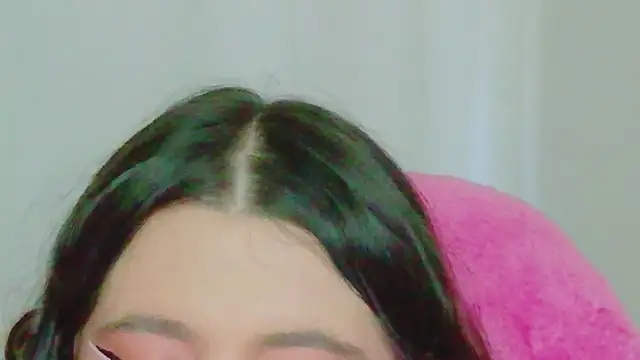 Sachi_Meow live cam on StripChat