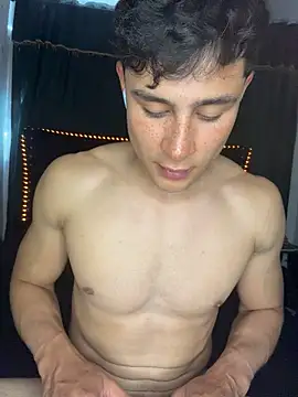 AustinJones_ live cam on StripChat