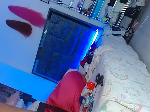 Model: mia_campbellx