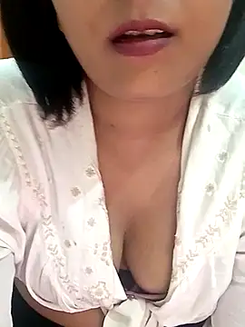 Queen_Kushi4
