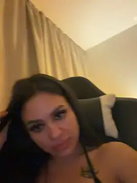 JustLora live cam