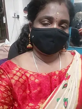 Tamil_Kavitha10 live cam on StripChat