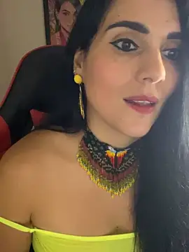 Miaswwe live cam on StripChat