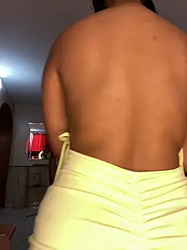SaharQamar live cam on StripChat