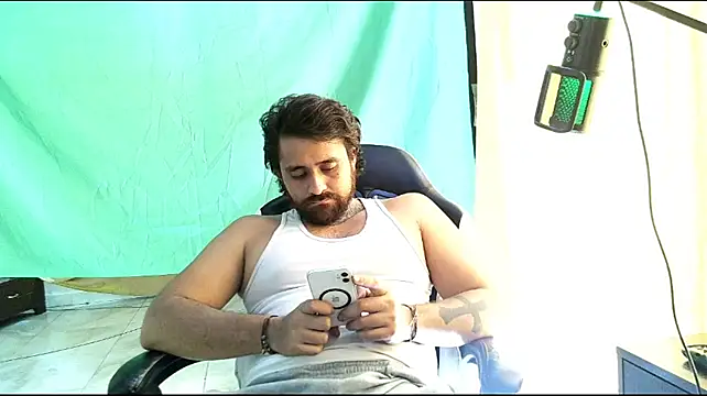 aronmiller404
