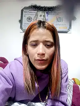 lya_ross19 (F young) - 👿 Show pussy and ass with legs up 👿