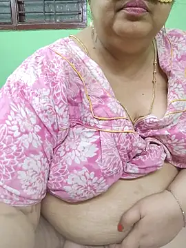 tamil-mayasri (F milf) - Boobs flash