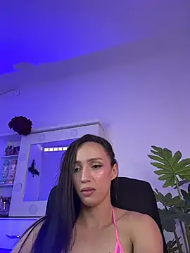 Im_lauritaa live cam on StripChat