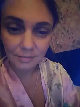 AliceSoultes live cam on StripChat