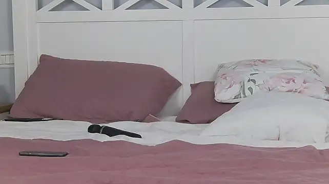 BarbaraHaze live cam on StripChat