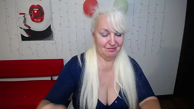 BlondyLeeBest live cam on StripChat
