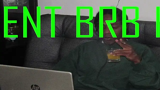 Larry-n-clouds live cam on StripChat