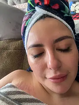 sukhakunis1 (F young) - I love it when you spoil me