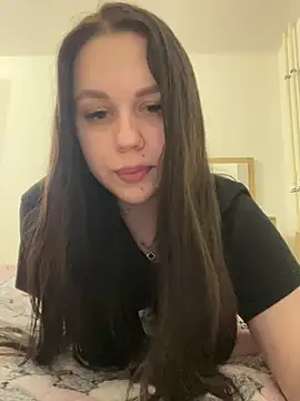 Marylallka5 live cam on StripChat