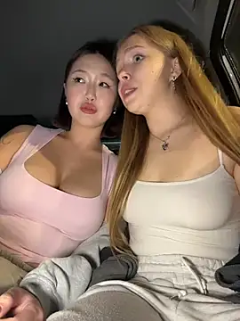 Liza_risky Live Webcam on Stripchat