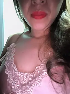 Ariana-Vy live sex cam