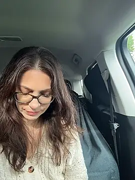 beautifulmesss (F milf) - Little squirt cum