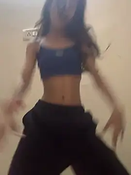 Alisha_Queen55