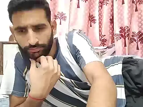 bigcockboy1121 (M young) - be my sex slave #bigcock #findom #master