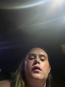 Blonde_Bunny live cam on StripChat