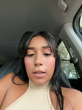 SaryJonex live cam on StripChat