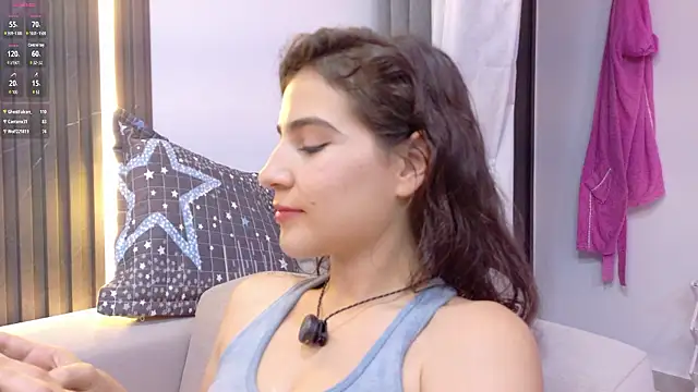 Miranda_doll__ live cam on StripChat