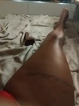 marochienneanissa (F milf) - Orgasme vibro