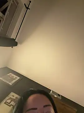 elliemaix (F young) - Flash pussy🐱