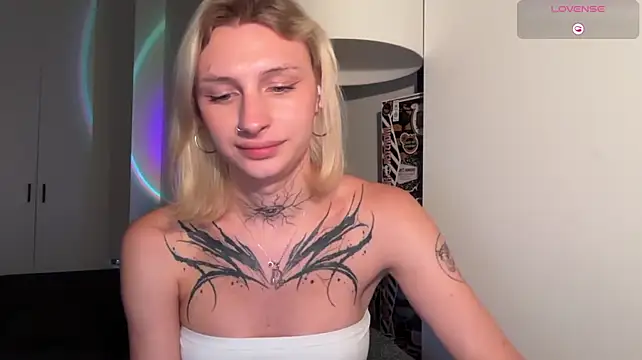 Tnivan - Couple webcam sex chat