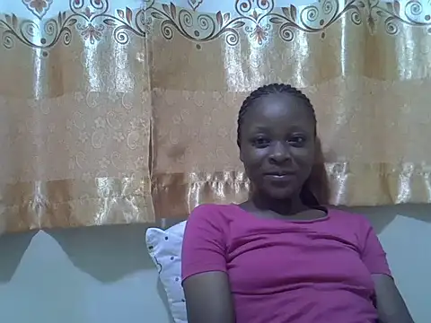 Prettie_maya48 webcam stripchat model stream image