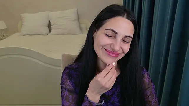 LovelyBeatrice live cam on StripChat