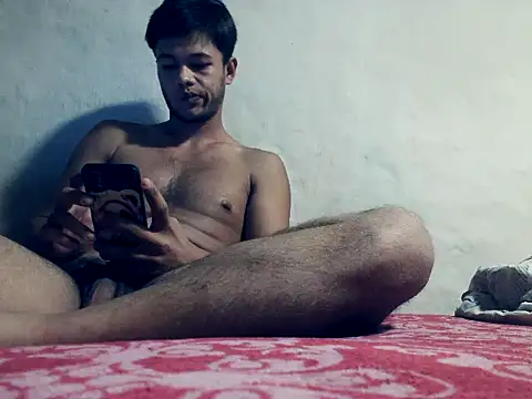kaland69 live cam on StripChat
