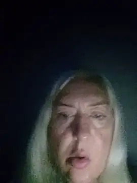 Julia20X live cam on StripChat
