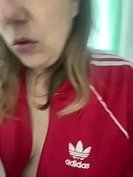 lulupiecitosamor live cam on StripChat