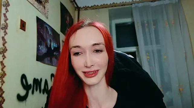 Roxy_Silver live cam on StripChat