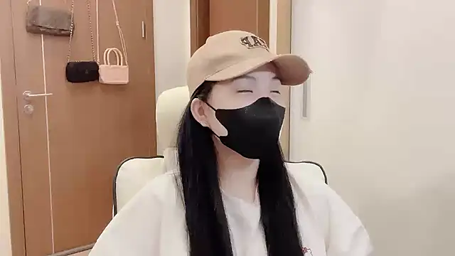 Pun8386 live cam on StripChat