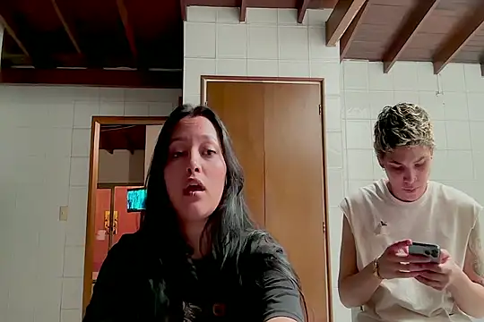 MarcellaGriffin live cam on StripChat