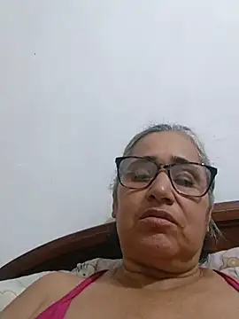 _candi (F mature) - Pellizcar pesones