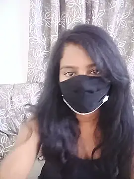 RaatkiRaani69 live cam on StripChat