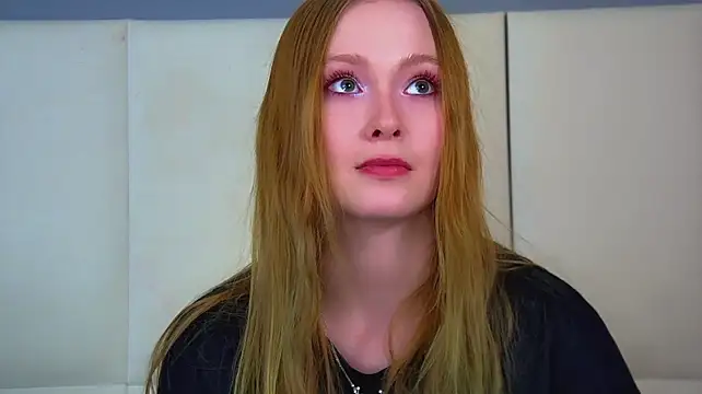 AgataFoxley live cam on StripChat